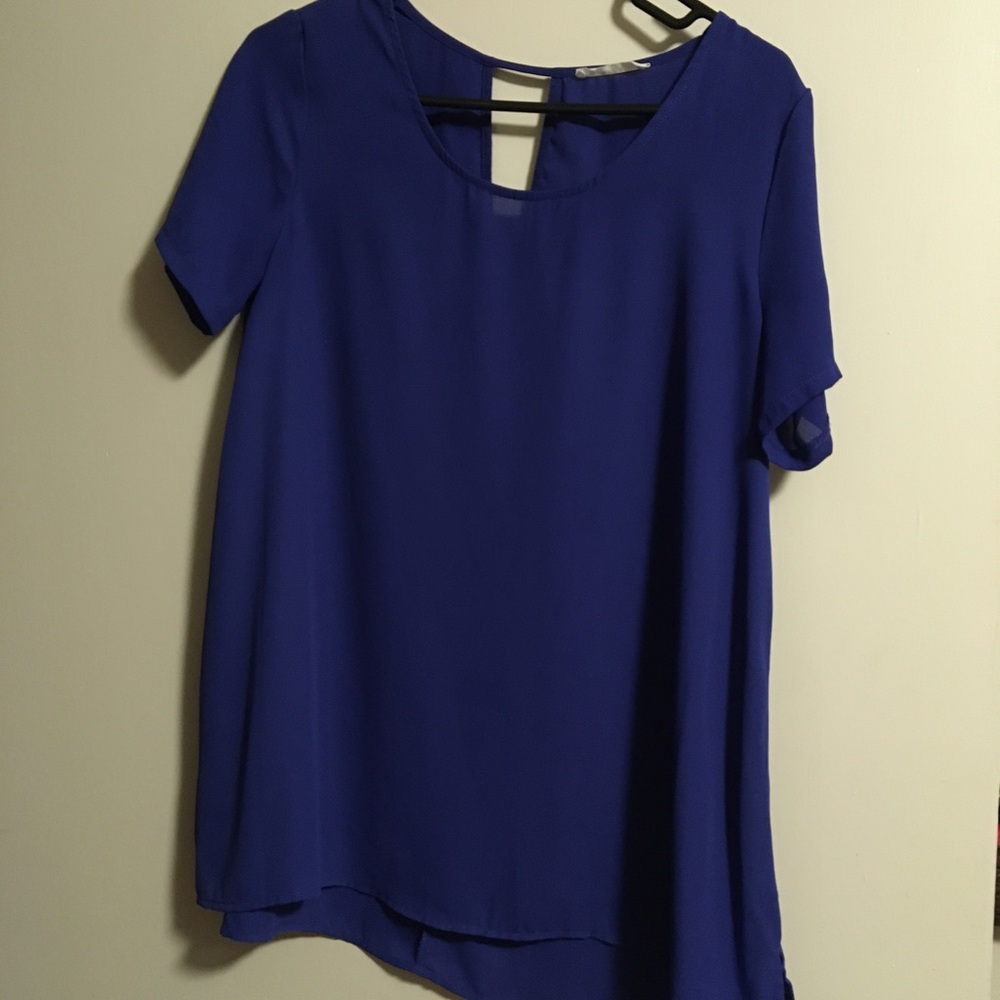 Long blue polyester Nordstrom Lush shirt